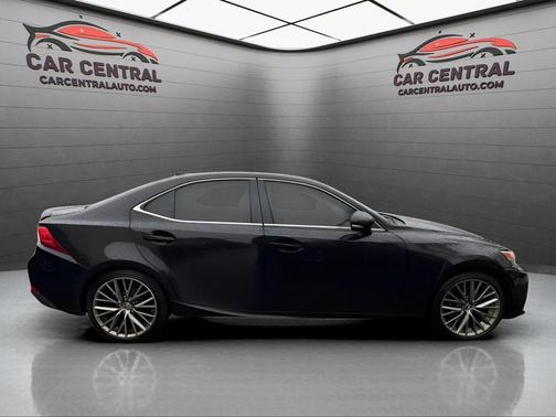 2016 Lexus IS 300 Base