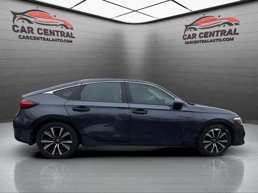 2022 Honda Civic EX-L