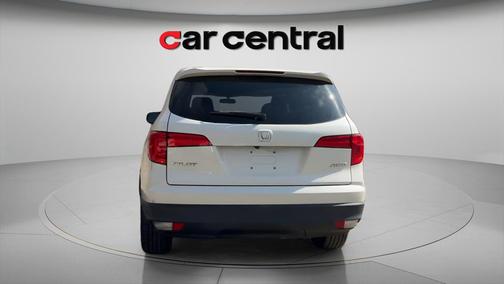 White Diamond Pearl 2017 Honda Pilot EX