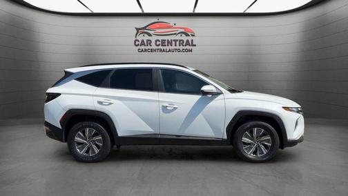 Quartz White 2022 Hyundai TUCSON Hybrid Blue