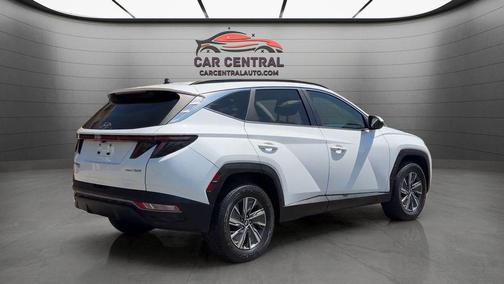 Quartz White 2022 Hyundai TUCSON Hybrid Blue