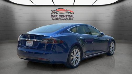 Deep Blue Metallic 2016 Tesla Model S 90D