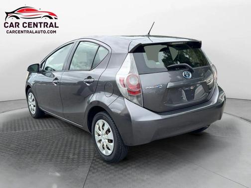 2013 Toyota Prius c Four