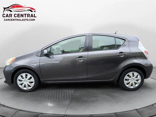2013 Toyota Prius c Four