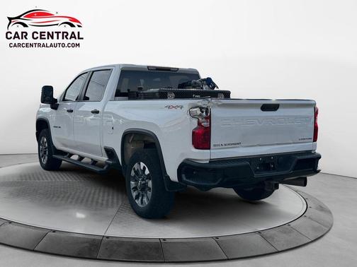 2022 Chevrolet Silverado 2500 Custom