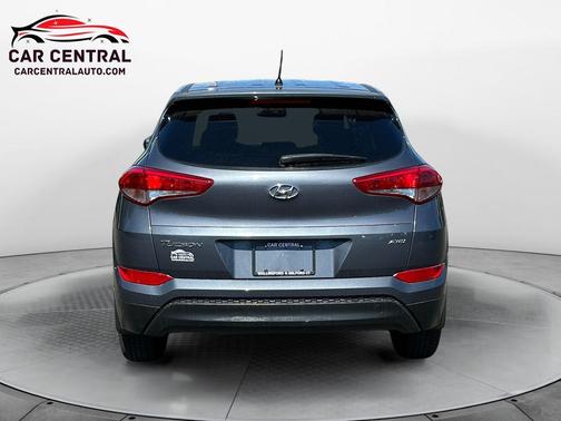 2018 Hyundai TUCSON SE