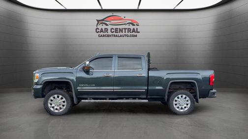 Dark Slate Metallic 2017 GMC Sierra 2500 Denali