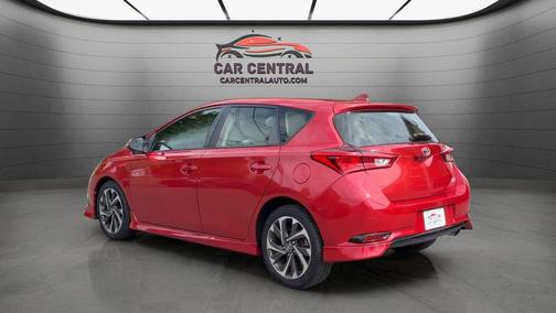 Barcelona Red Metallic 2018 Toyota Corolla iM Base