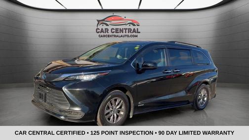 Midnight Black Metallic 2021 Toyota Sienna LE