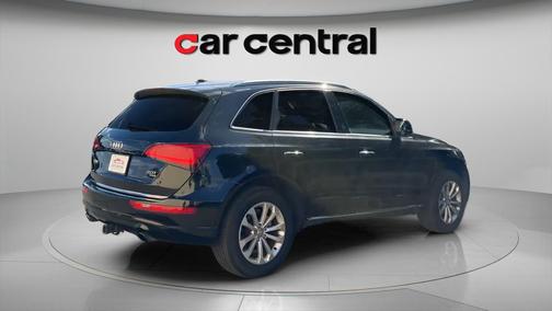 Mythos Black Metallic 2015 Audi Q5 2.0T Premium Plus