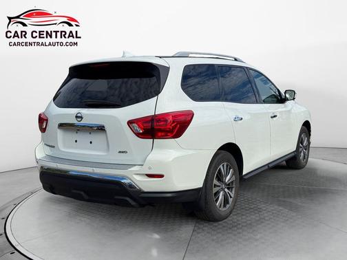 2020 Nissan Pathfinder S 4WD