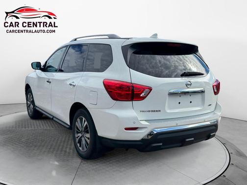 2020 Nissan Pathfinder S 4WD