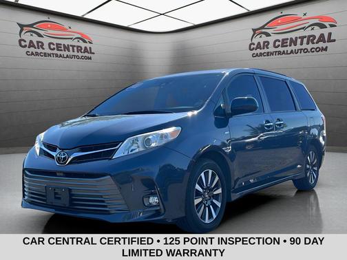 2018 Toyota Sienna XLE