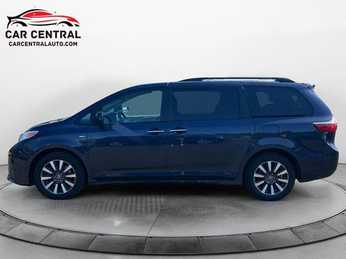 2018 Toyota Sienna XLE Premium