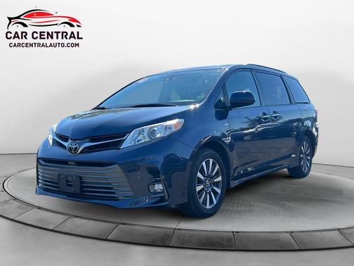 2018 Toyota Sienna XLE Premium