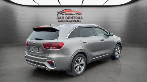 Titanium Silver 2019 Kia Sorento SX