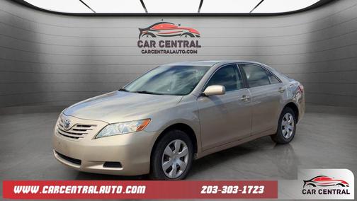 Gold 2009 Toyota Camry CE