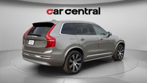 Pebble Grey Metallic 2022 Volvo XC90 T6 Inscription