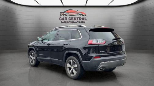Diamond Black Crystal Pearlcoat 2020 Jeep Cherokee Limited