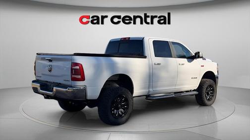 Bright White Clearcoat 2019 RAM 2500 Big Horn Crew Cab 4x4 6'4' Box