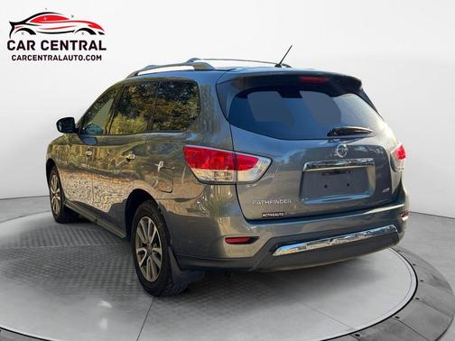 2015 Nissan Pathfinder S