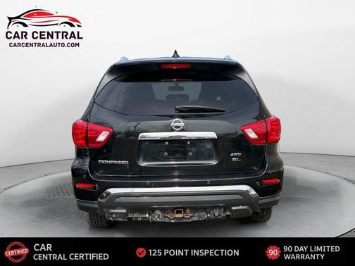 2019 Nissan Pathfinder SL