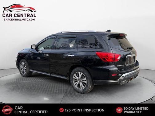2019 Nissan Pathfinder SL