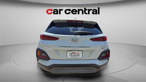 Chalk White 2020 Hyundai KONA Limited