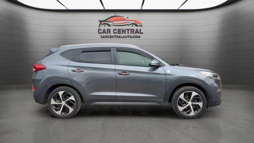 Coliseum Grey 2016 Hyundai TUCSON Sport