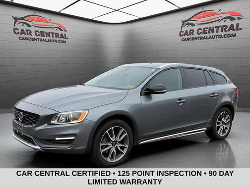2016 Volvo V60 Cross Country T5 Platinum