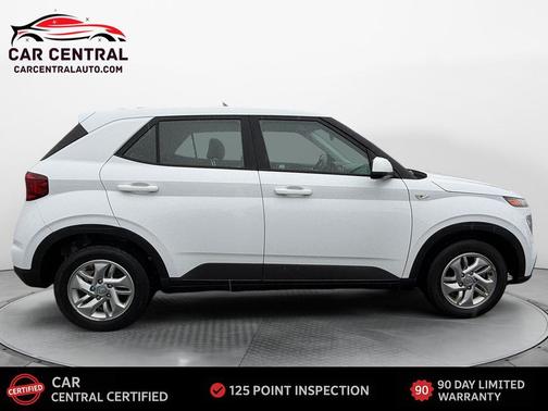 2021 Hyundai VENUE SE