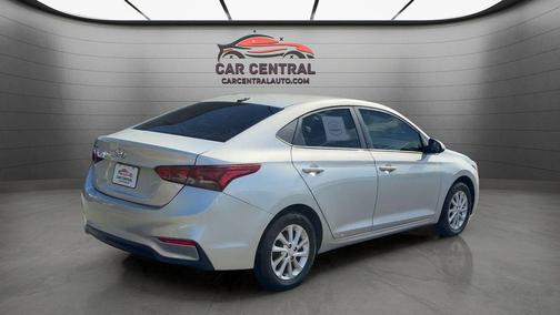 Olympus Silver 2018 Hyundai Accent SEL