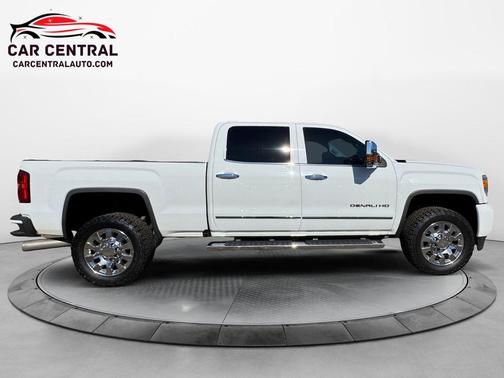 2016 GMC Sierra 2500 Denali