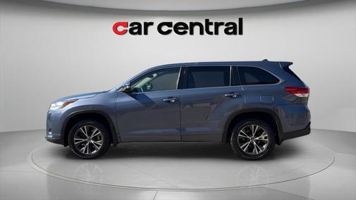 Shoreline Mist 2018 Toyota Highlander LE Plus