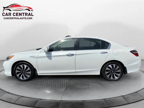 2017 Honda Accord Hybrid EX-L
