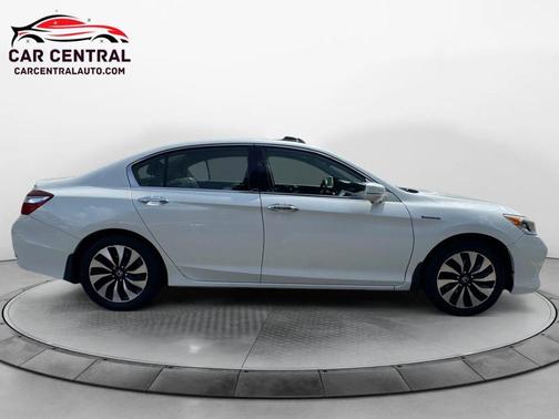 2017 Honda Accord Hybrid EX-L