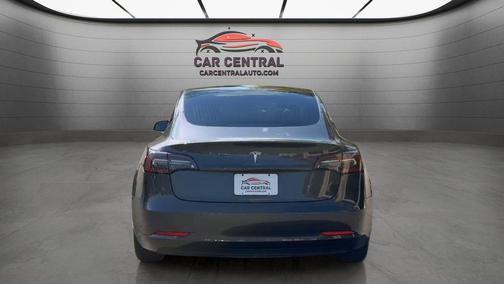 Gray 2018 Tesla Model 3 Long Range