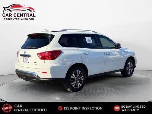 2019 Nissan Pathfinder SL