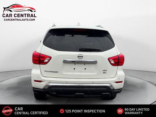 2019 Nissan Pathfinder SL