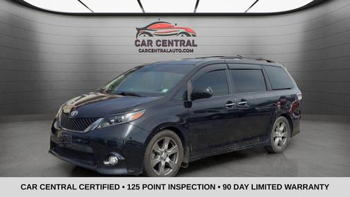 Midnight Black Metallic 2017 Toyota Sienna SE Premium