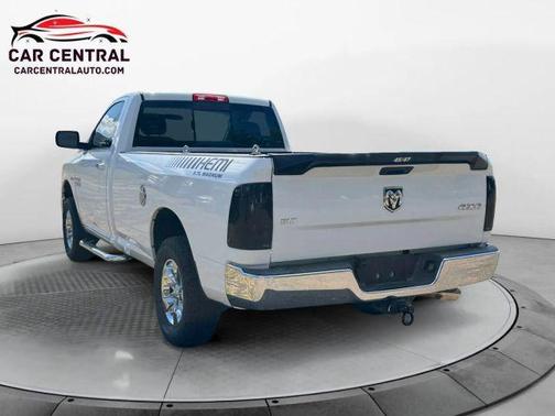 2018 RAM 1500 SLT