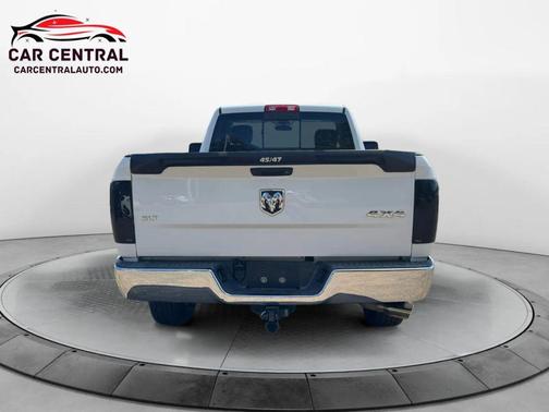 2018 RAM 1500 SLT