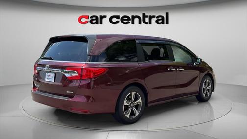 Deep Scarlet Pearl 2019 Honda Odyssey Touring