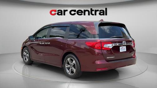 Deep Scarlet Pearl 2019 Honda Odyssey Touring