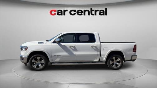 Bright White Clearcoat 2022 RAM 1500 Laramie