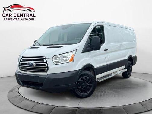 2018 Ford Transit-250 Base
