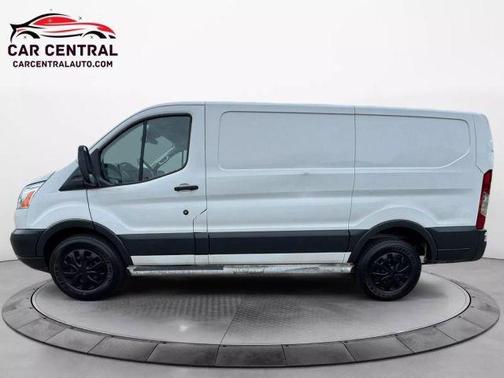2018 Ford Transit-250 Base
