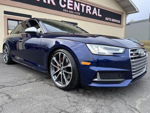Photo 3 of 50 of 2018 Audi S4 3.0T Premium Plus