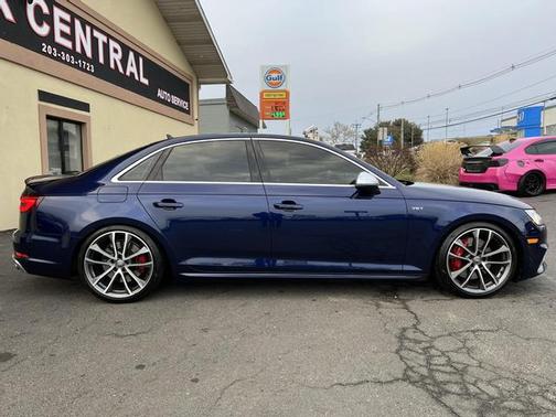Photo 4 of 50 of 2018 Audi S4 3.0T Premium Plus