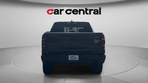 Diamond Black Crystal Pearlcoat 2020 RAM 1500 Rebel
